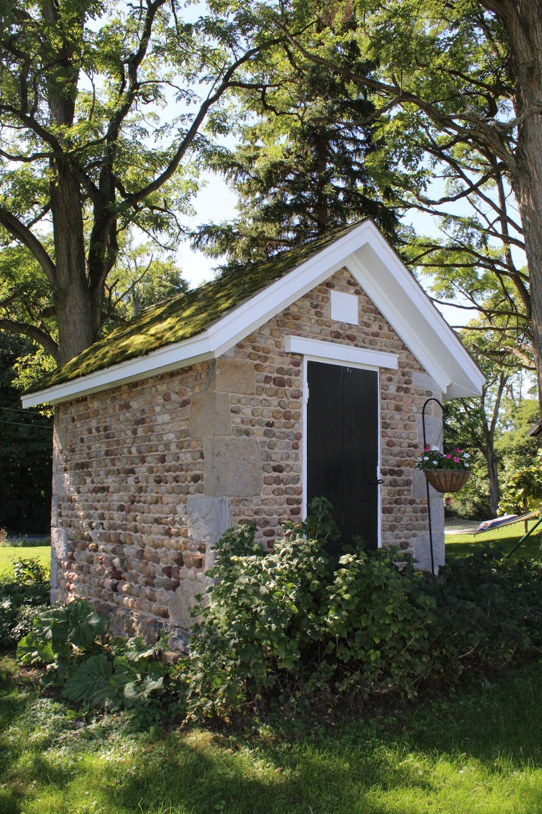 4046 Wyckoff Road 2A